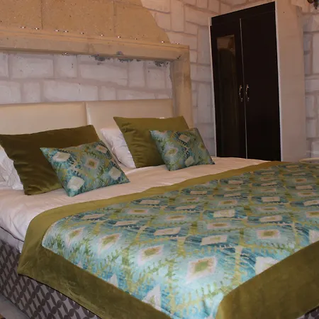 Antik Stone House Hotel 3*