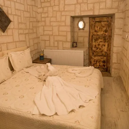 Hotel Antik Stone House 3*