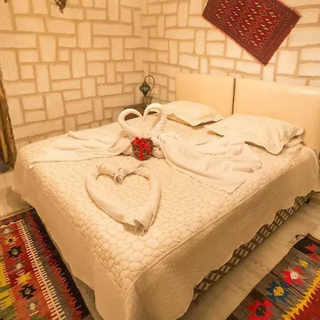 Hotel Antik Stone House 3*